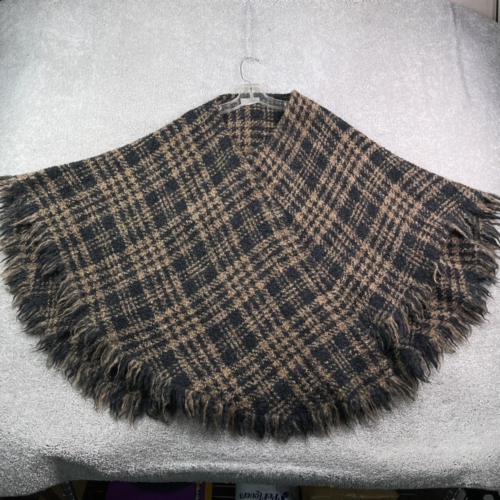 Weave of the Irish Shawl Womens One Size Black Brown‎ Plaid Wool Celtic Wrap